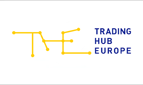 Logo von Trading Hub Europe (THE): Gelbes Liniennetz in Form der Buchstaben ‚THE‘, daneben blauer Schriftzug ‚TRADING HUB EUROPE‘.