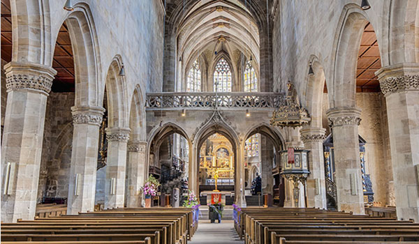 DATAGROUP Referenz Evangelische Landeskirche, Kirche von innen