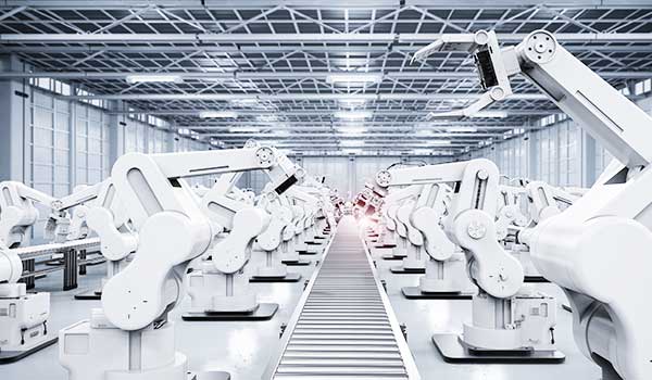 Automatisierungsstraße mit Roboterarmen